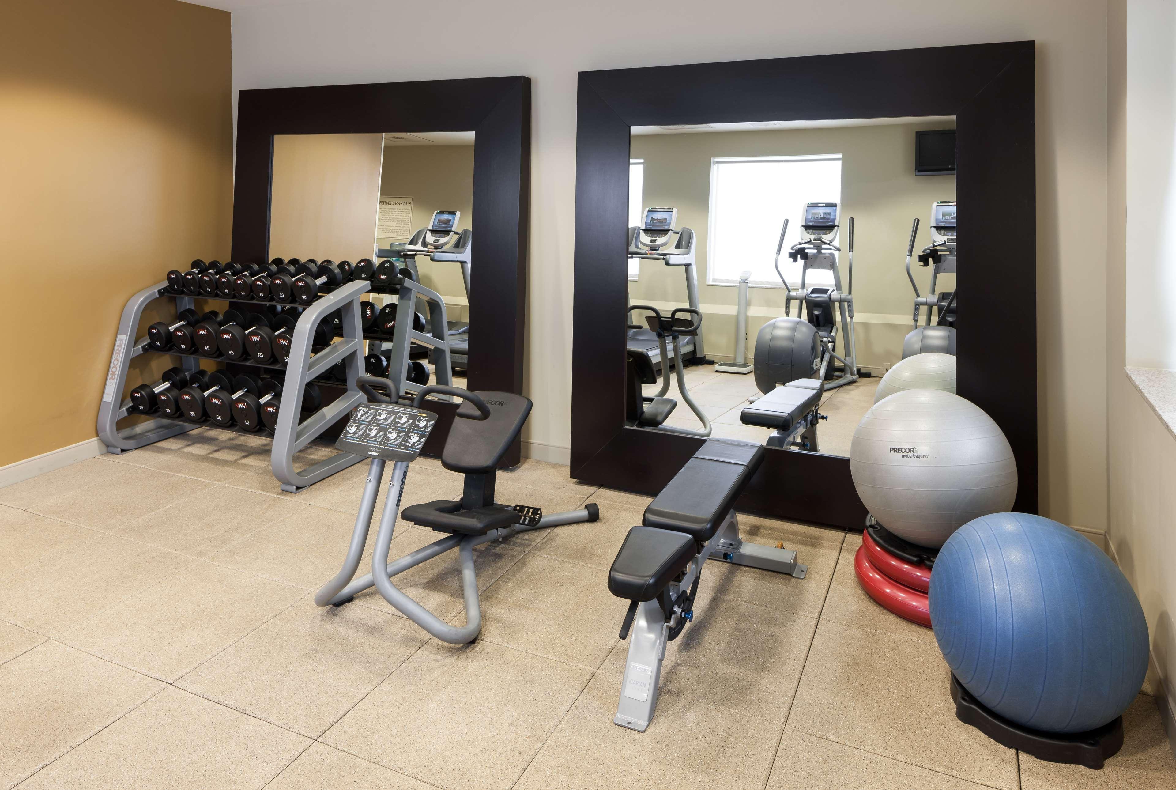 Embassy Suites By Hilton Tampa Brandon Heartland Esterno foto