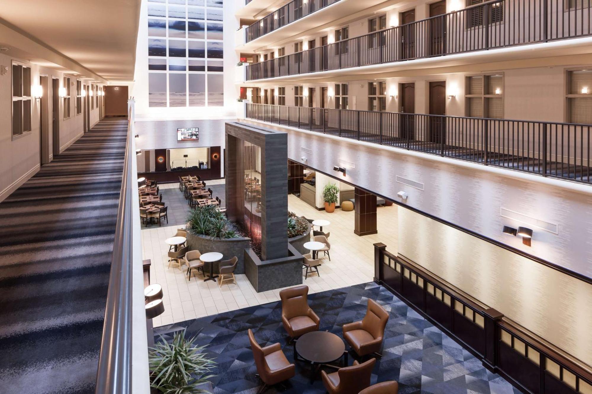 Embassy Suites By Hilton Tampa Brandon Heartland Esterno foto