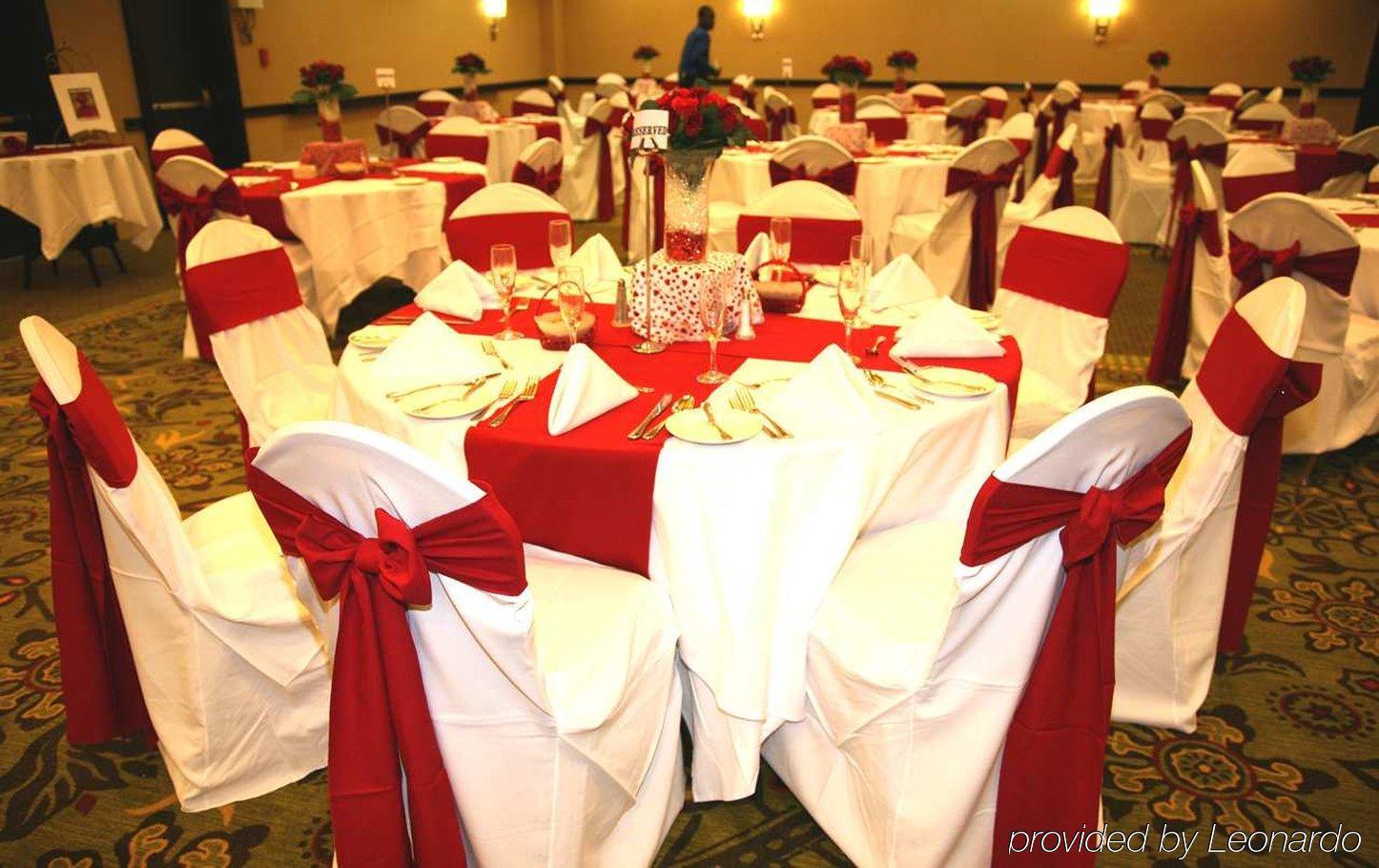 Embassy Suites By Hilton Tampa Brandon Heartland Esterno foto